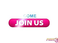 Pervcity tumbong, mainit na sa puwit ng blonde