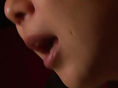 Dalawang babae at isang lalaki kantot habang ang iba manood